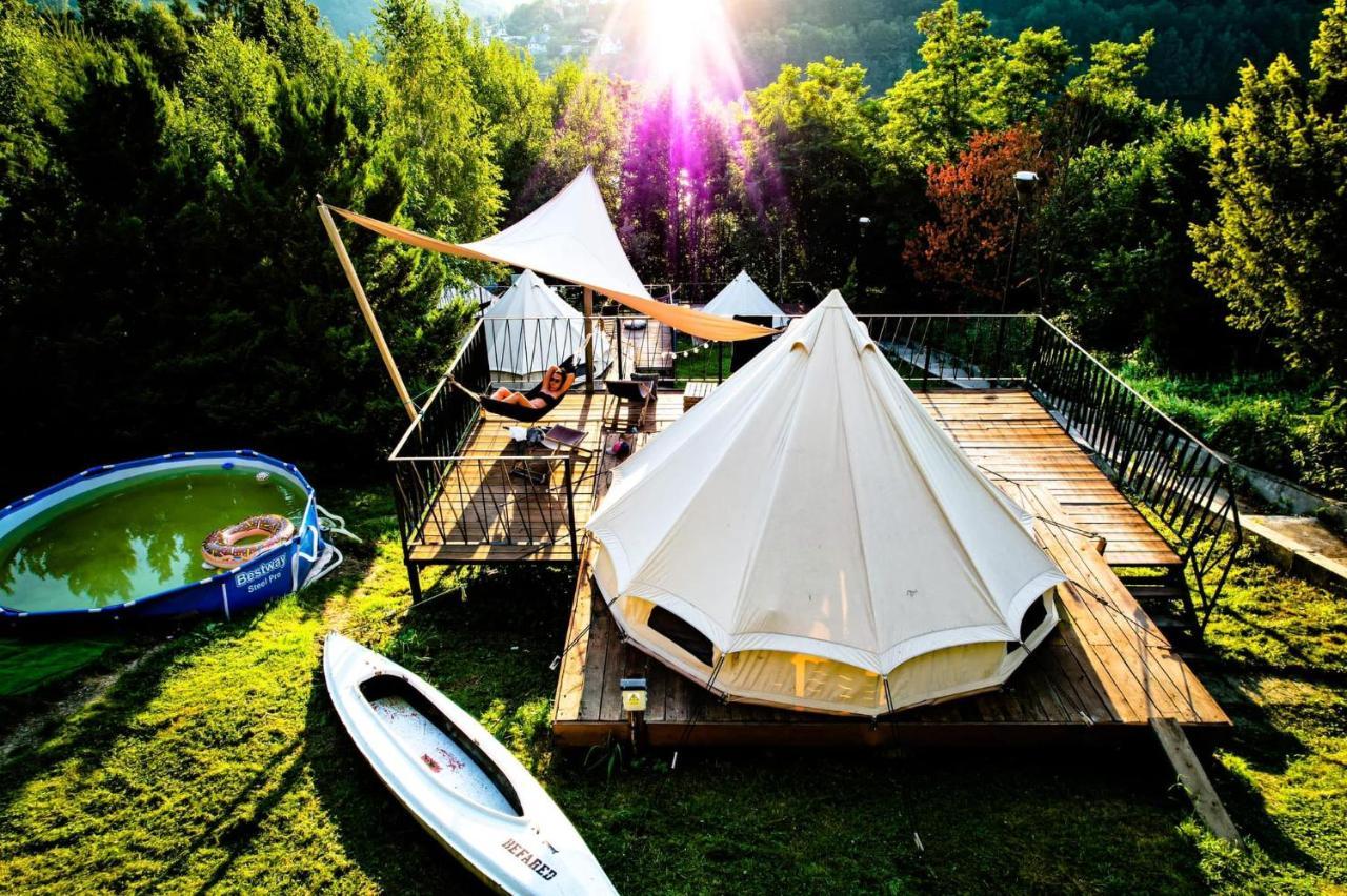 Glampspace - Szlak Beskidzki Hotel เมียดซิบรอดจิ บิอัลสแก ภายนอก รูปภาพ