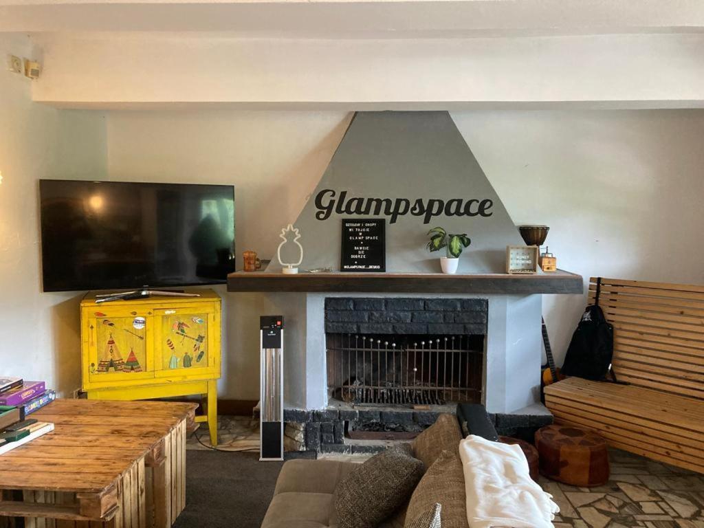 Glampspace - Szlak Beskidzki Hotel เมียดซิบรอดจิ บิอัลสแก ภายนอก รูปภาพ